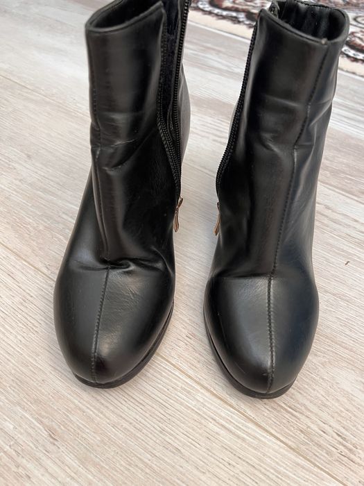 Кожаные сапоги