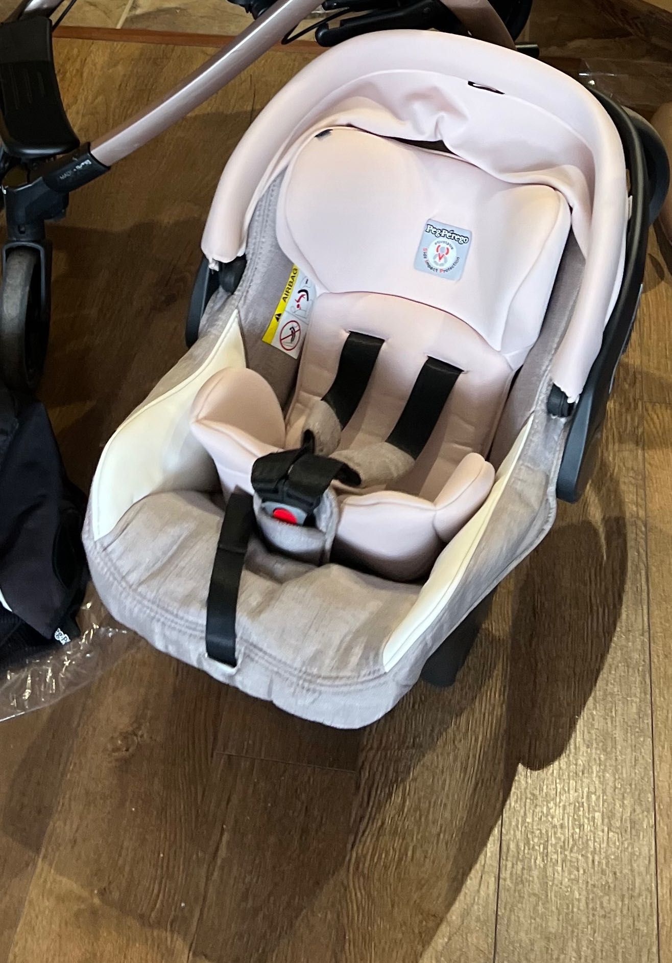 PEG PEREGO - бебешка количка 3 в 1