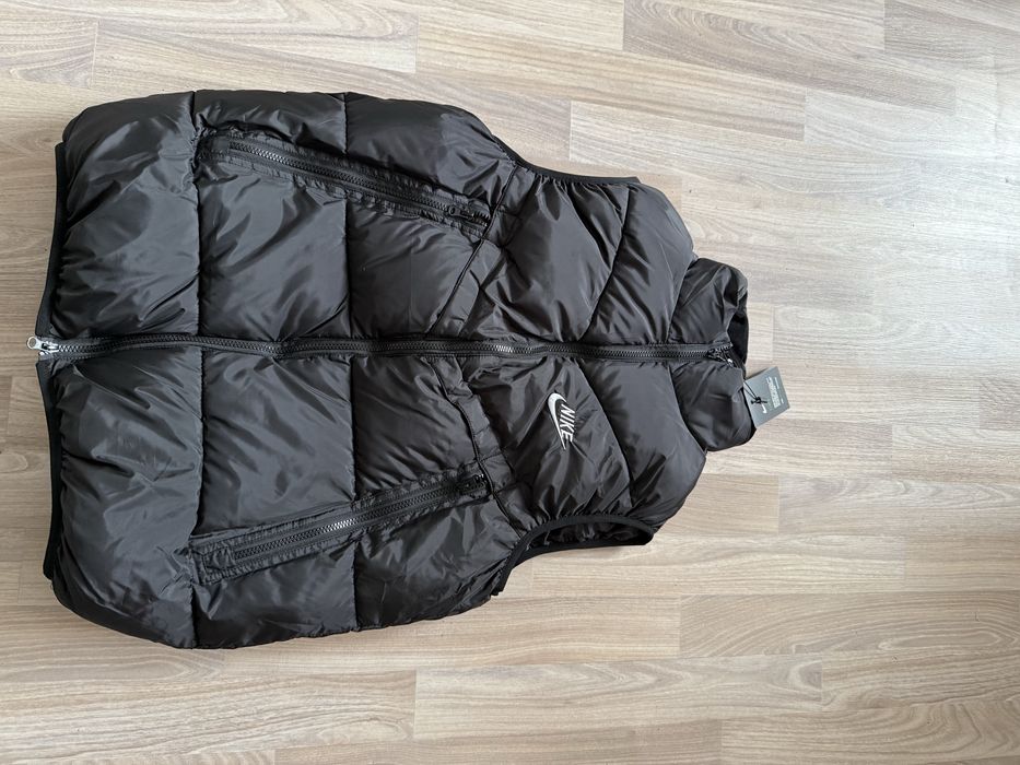 Продам жилетку новая