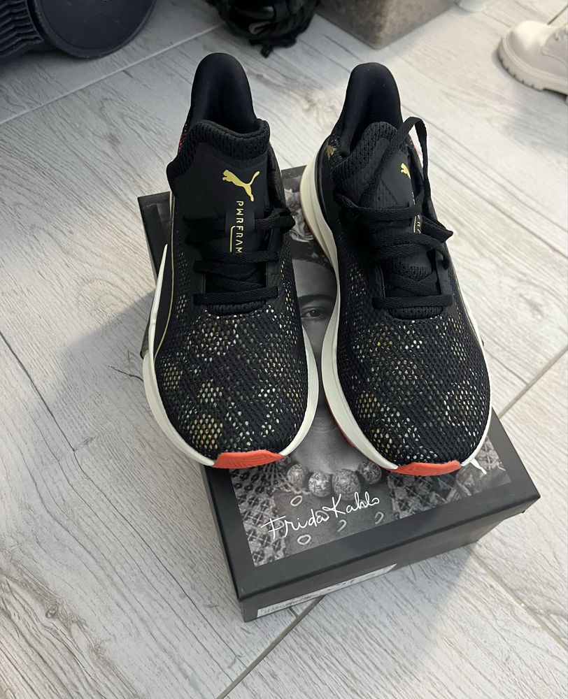 НОВИ Оргинални маратонки Puma Frida Kahlo