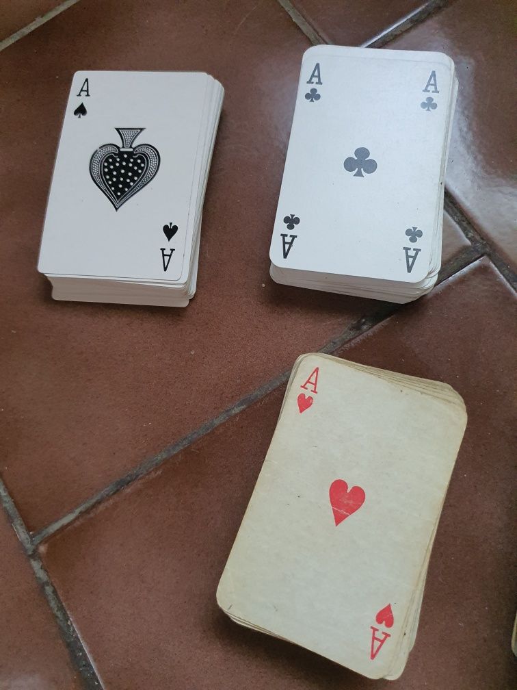 Стари карти за игра