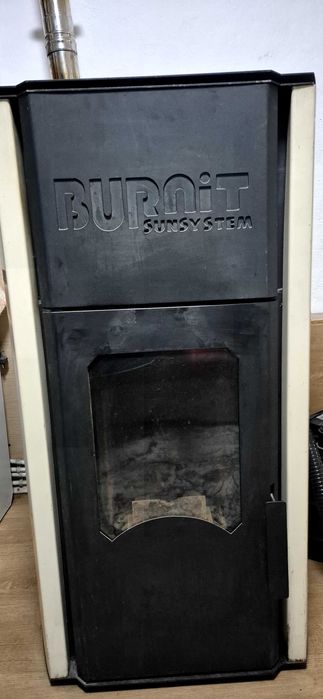 Пелетна камина бурнит сънсистем