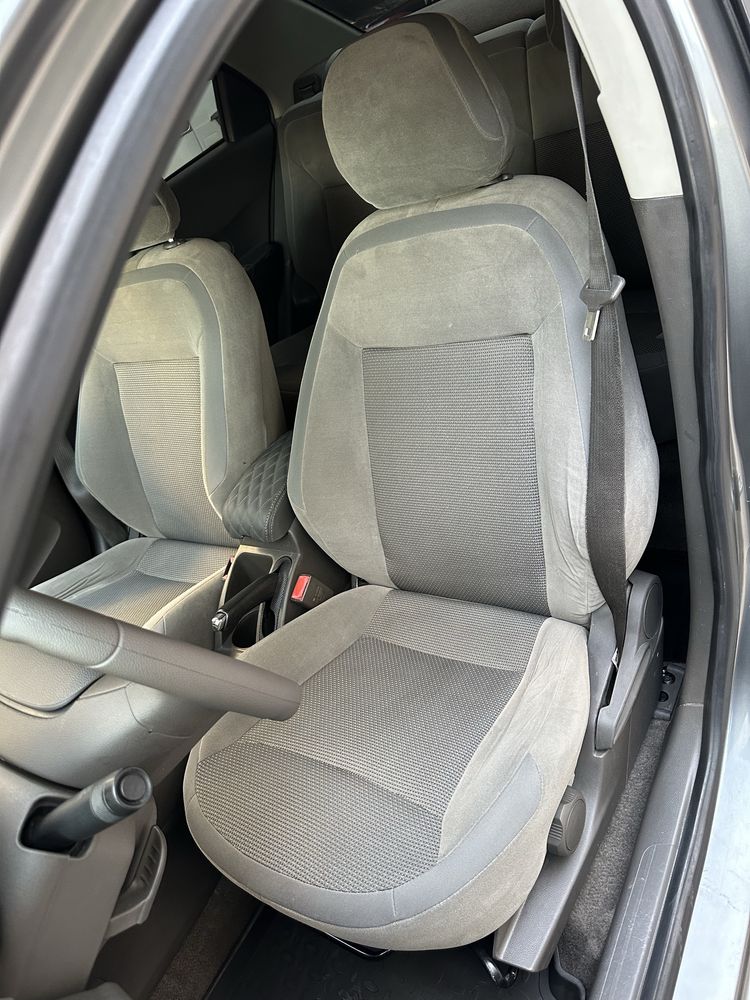 Продаеться Chevrolet Cobalt 2015 год