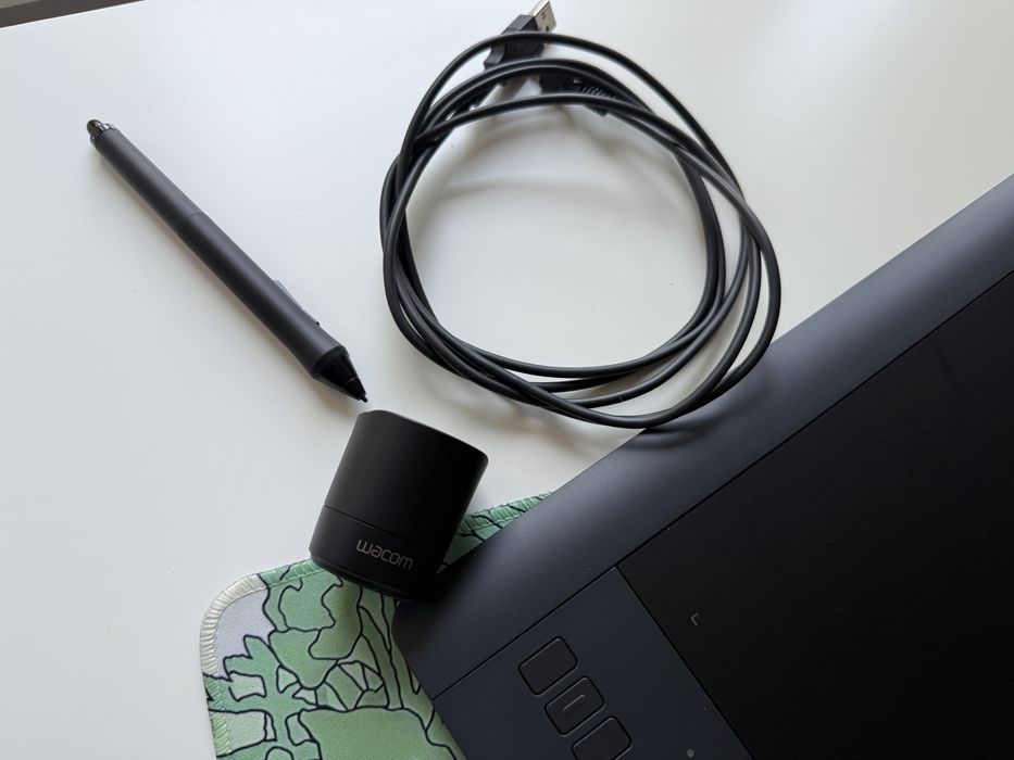 Tableta grafica Wacom Intuos Pro S