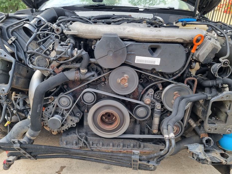 Dezmembrez audi a5 coupe 3.0 manual