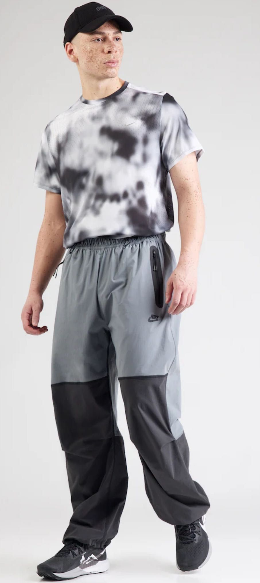 Долнище Nike размер L - XL