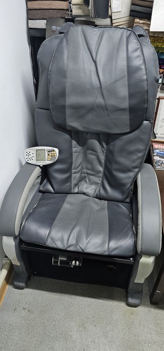 Продам массажное кресло в хорошем состоянии