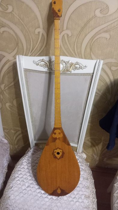 Продается домбыра