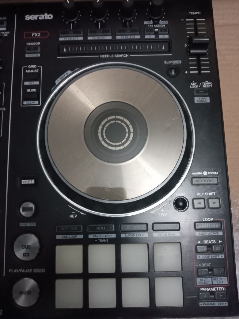 Pioneer DDJ Sr2 DJ Контролер апарат