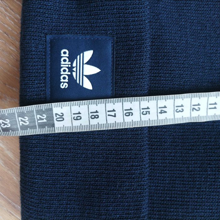 Adidas шапка нова