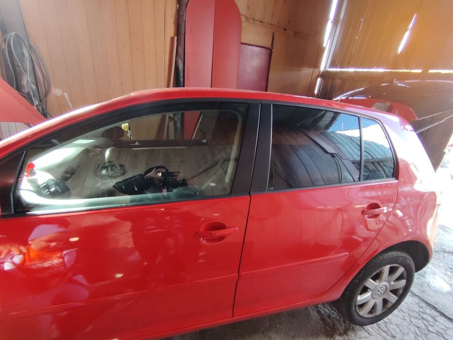 Vând golf sau pentru dezmembrari 5 2.0 tsfi 170 cp