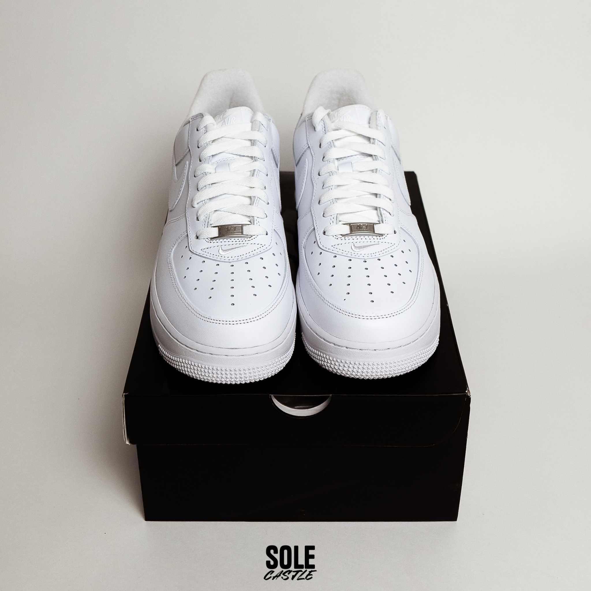 Nike Air Force One White Supreme ( nu jordan, puma sau adidas)