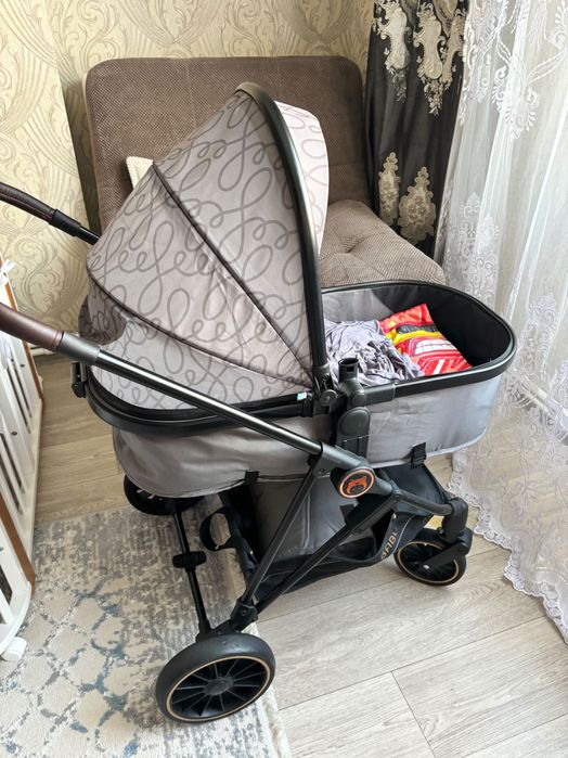 Продам коляску в отличном состоянии