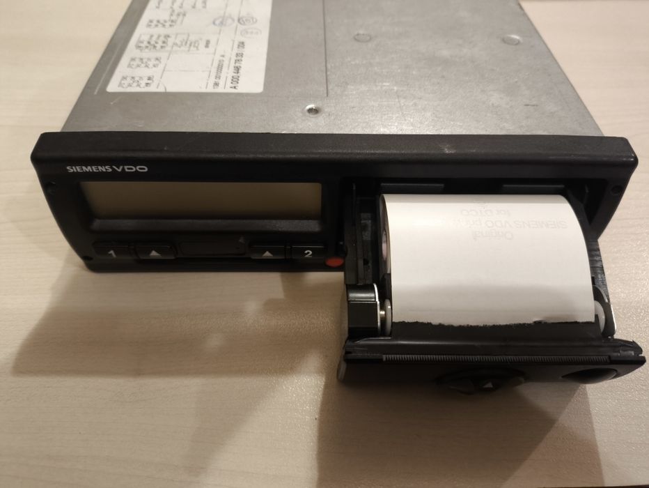 Цифров тахограф Siemens VDO 1381 12v за Мерцедес бенц