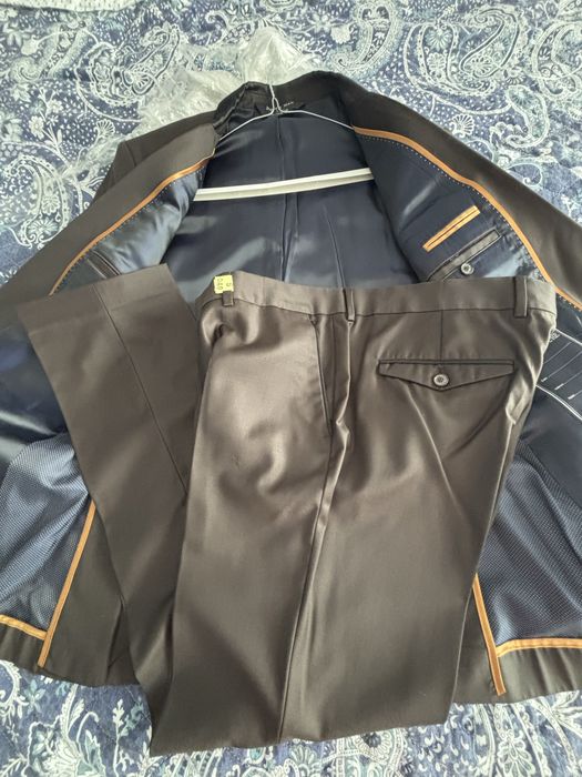 Ocazie: Costum elegant - Sacou si pantaloni