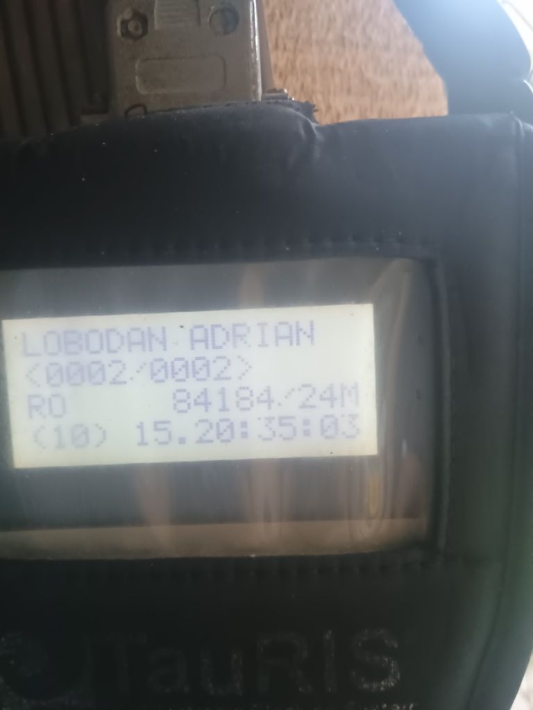 Ceas Tauris  cu 2trape mari și una mica