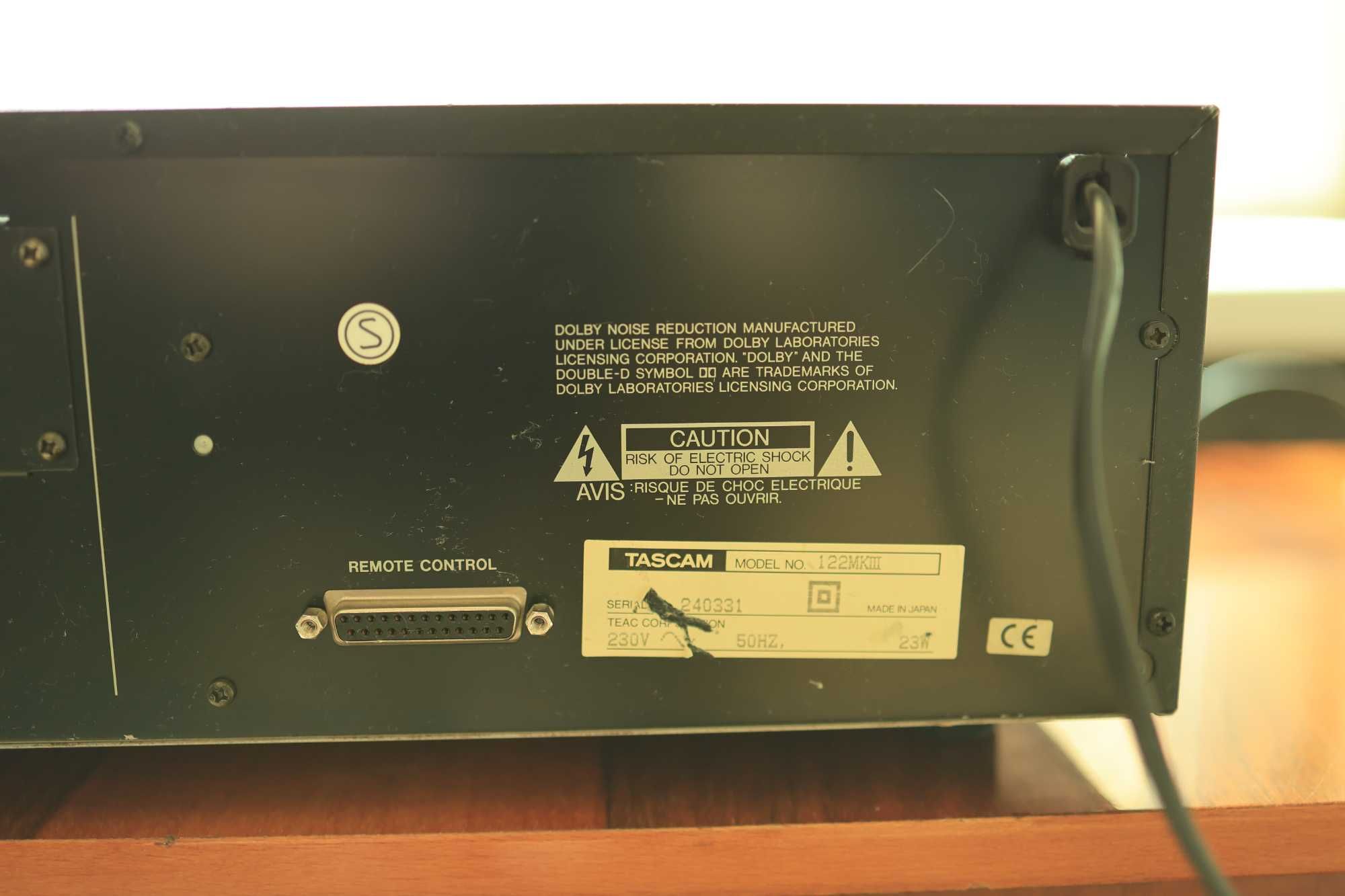 Продаю кассетную деку TASCAM 112 MKIII (винтаж)