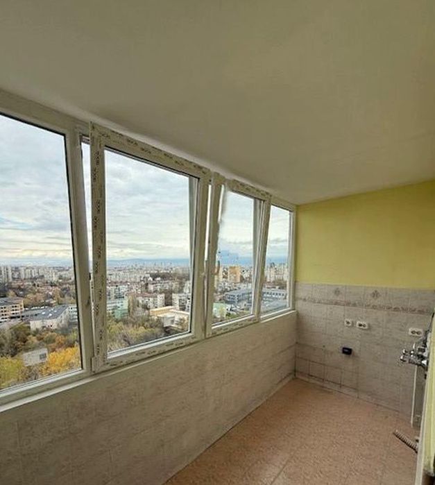 Продава се Двустаен апартамент в София, Лагера - 52 кв.м за 3847 €/кв.м - Снимка #8