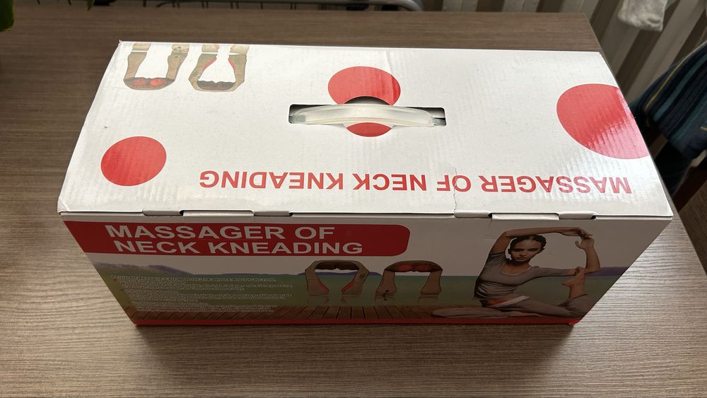 Массажер для шеи с инфракрасным прогревом и массажными роликами