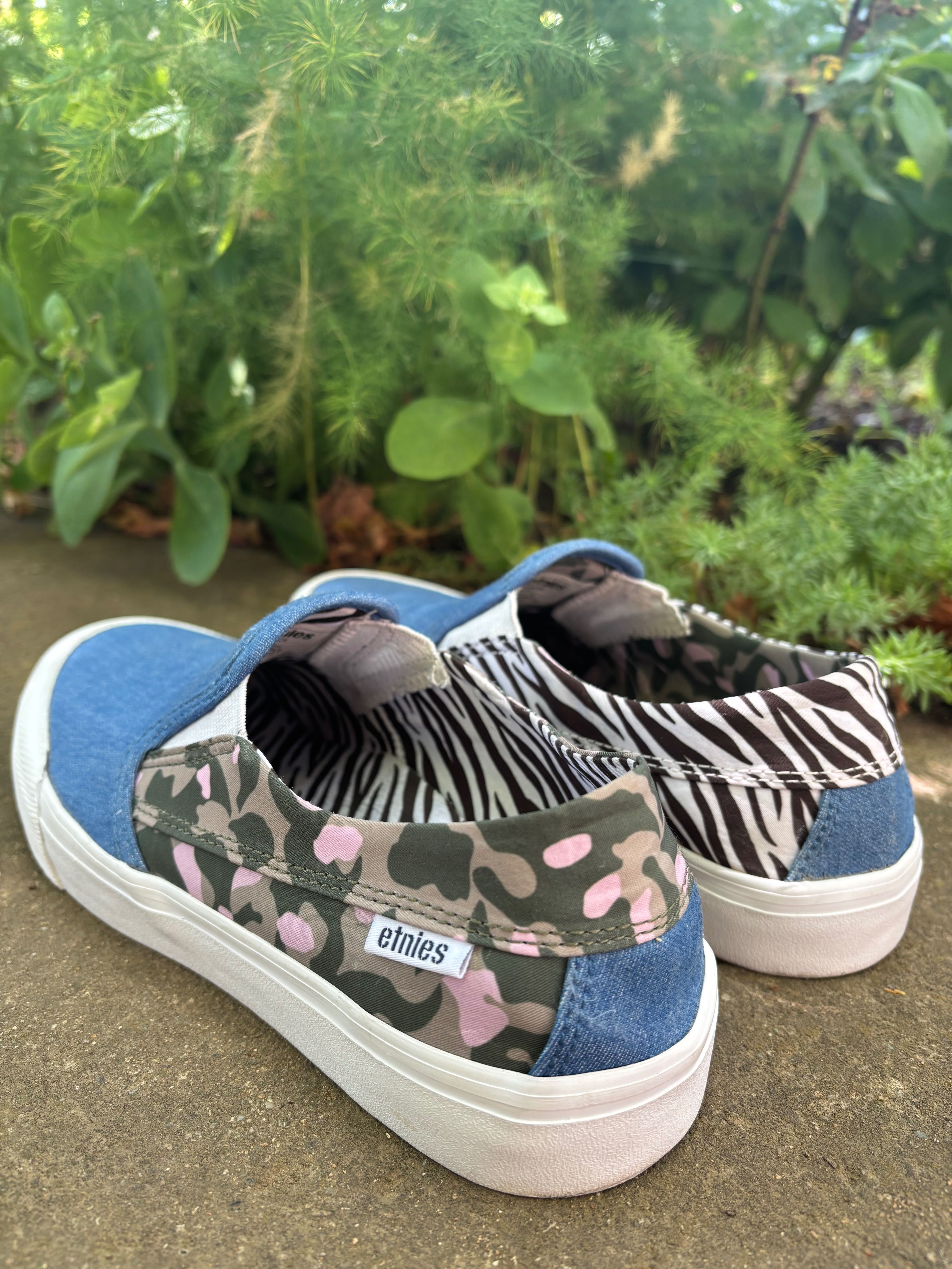 Etnies slip on кецове