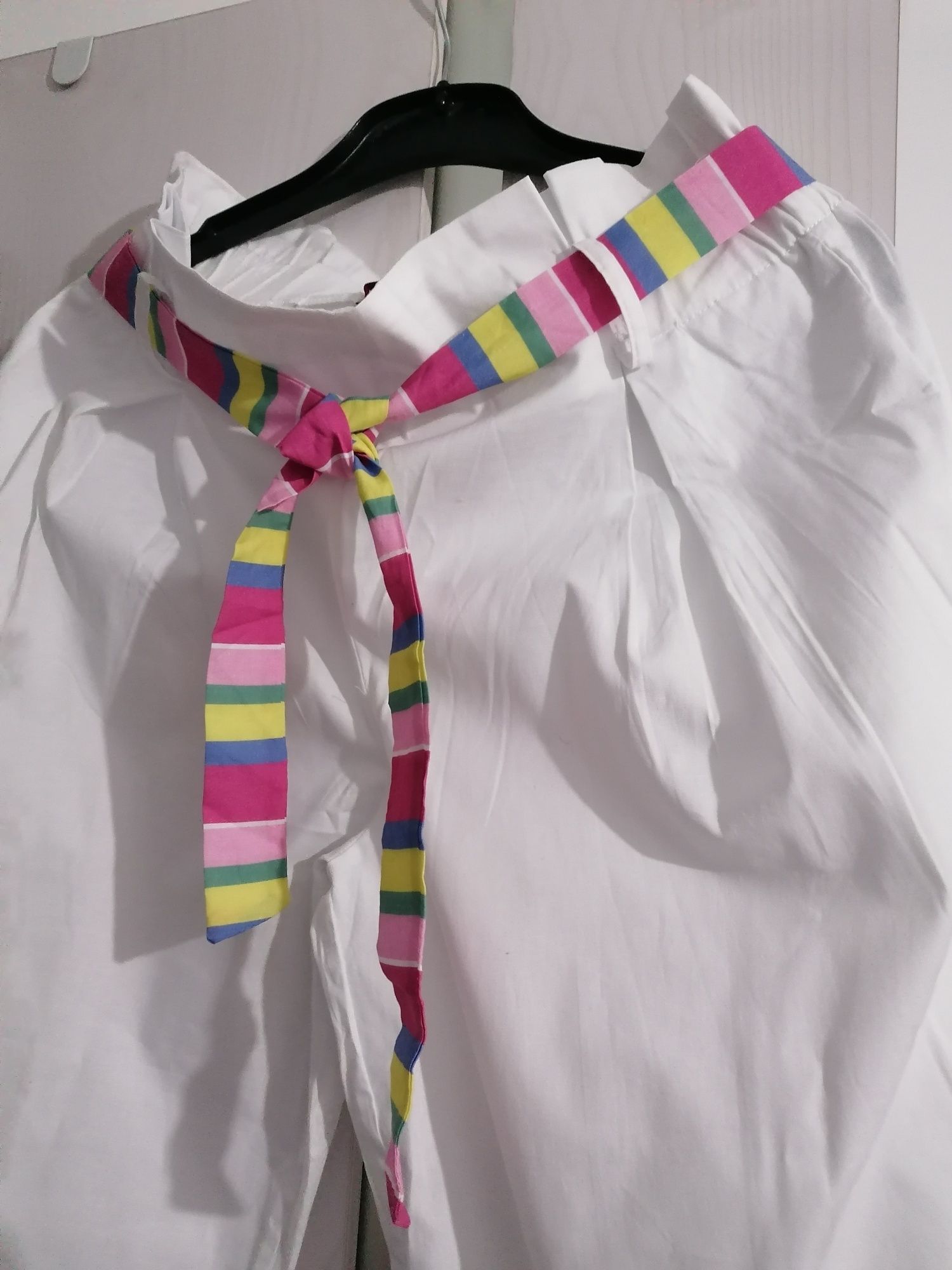Pantaloni albi cu cordon multicolor din poplin