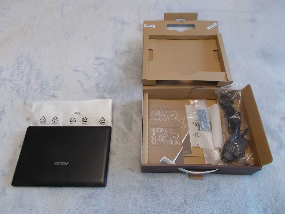 Лаптоп  -  ASUS EEE PC -10,1" , като НОВ