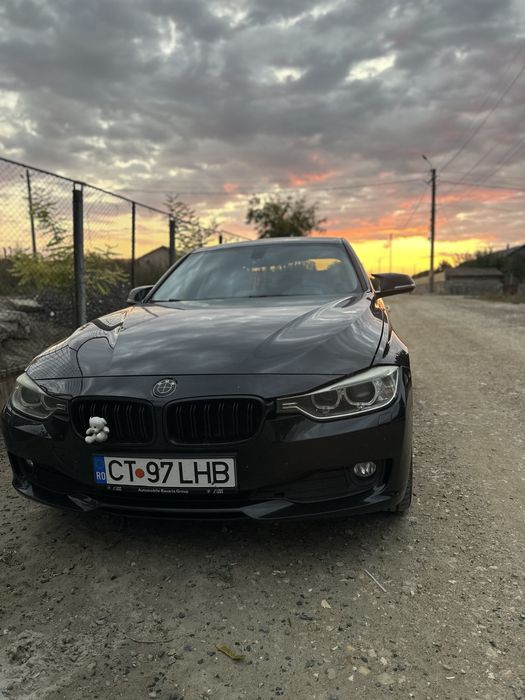 Vând BMW F30 2013