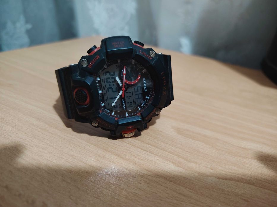 Наручные часы Epozz