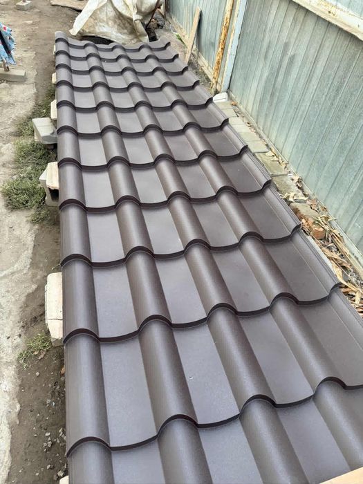 металлочерепица ( новая)