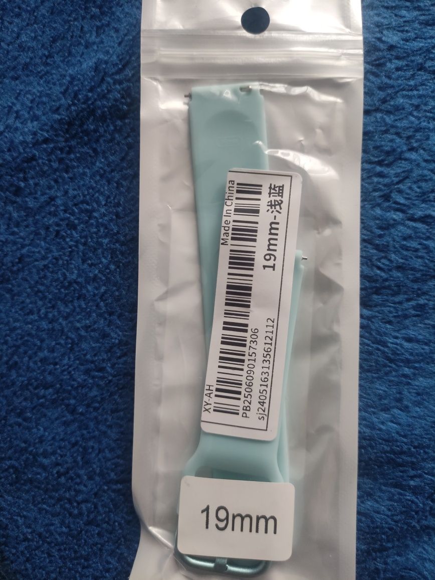 Curea ceas din silicon
