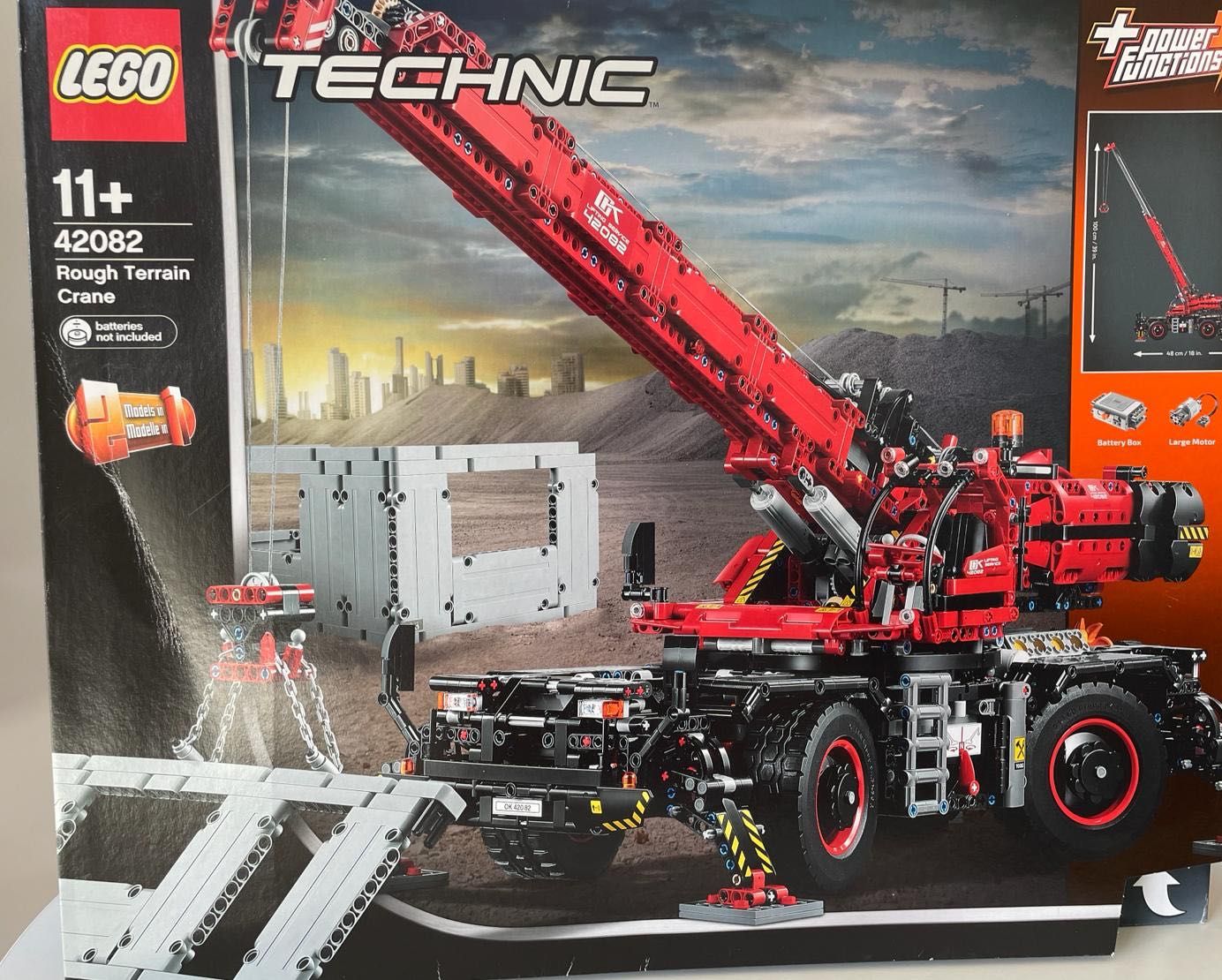 Lego Technic: Rough Terrain Crane (42082) Sigilat