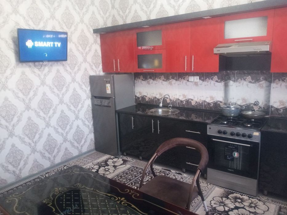 Файзобод масжид томонда жойлашган 1 хонали квартира ижарага берилади