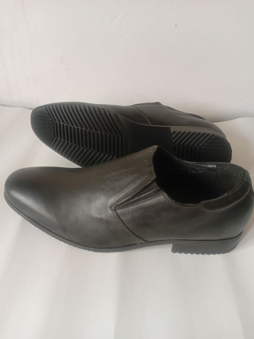 Туфли мужские, кожаные.