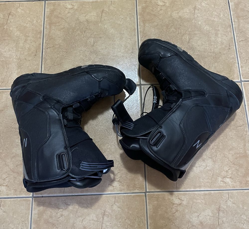 Boots Snowboard 43.5
