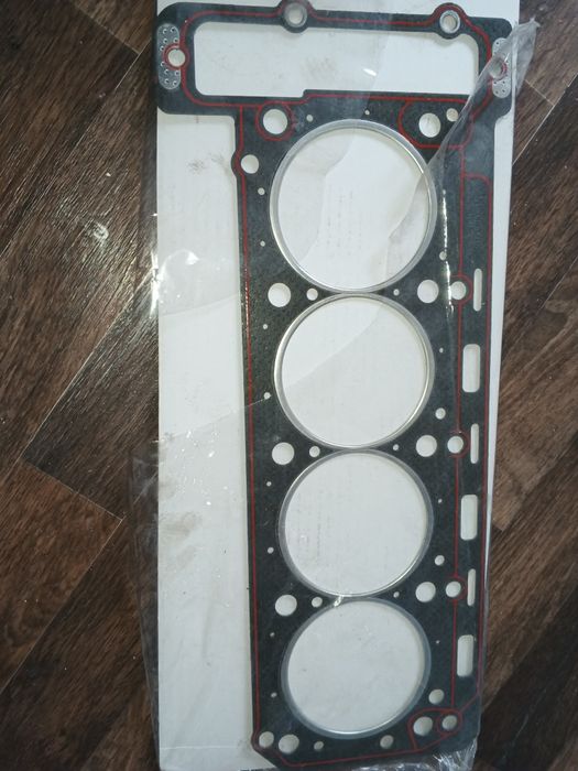 Запчасти Мерседес 124 Фольксваген Пассат б3