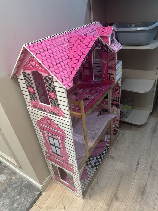 Дом для кукол(барби) продам срочно