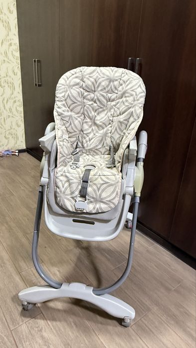 Детский  стульчик для кормлени