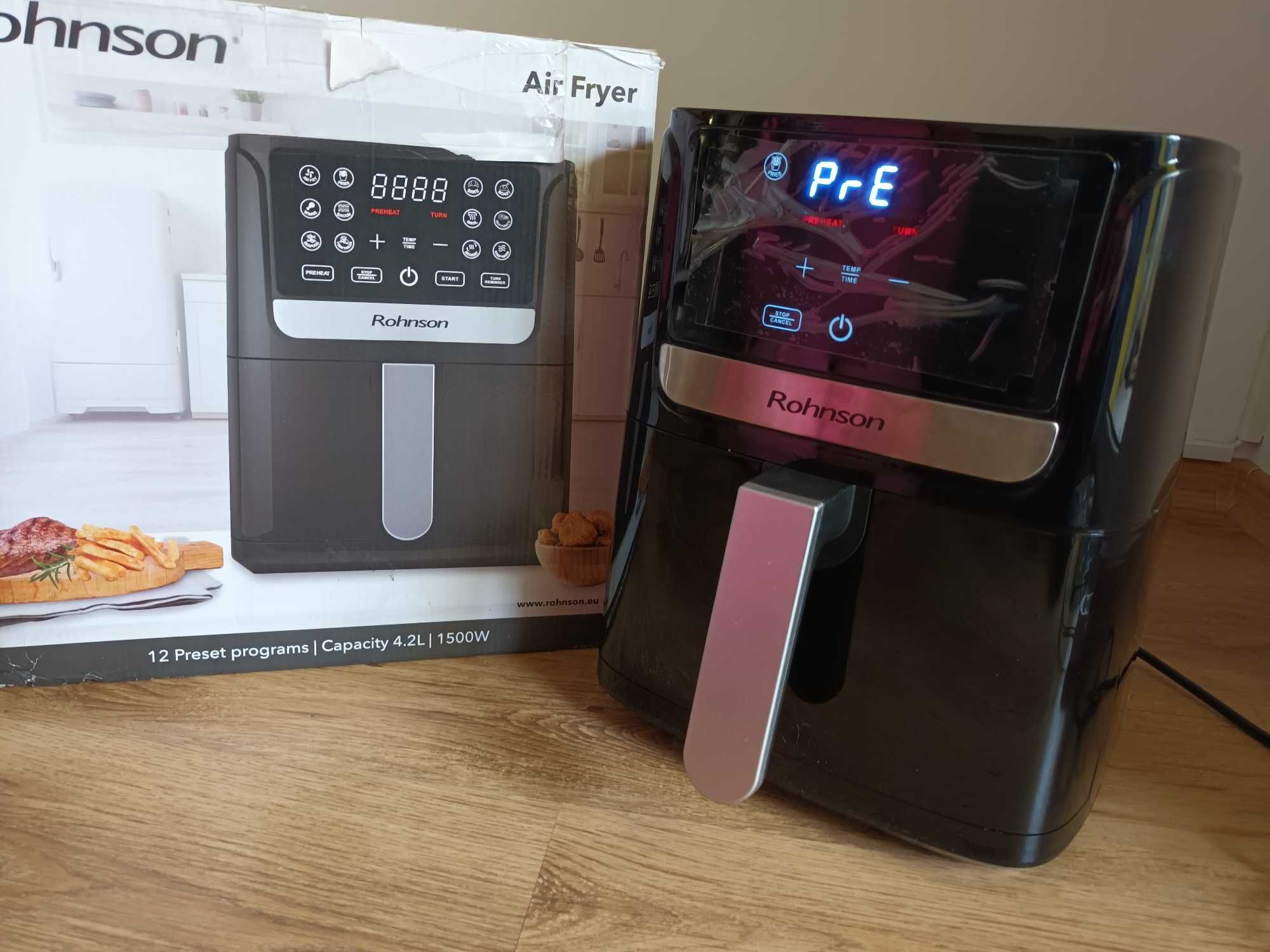 Friteuza cu aer cald Rohnson R2828, 1500W, 4.2 L Air Fryer NOU