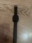 Smartwatch cu curea siliconică + încărcător + curea rezervă