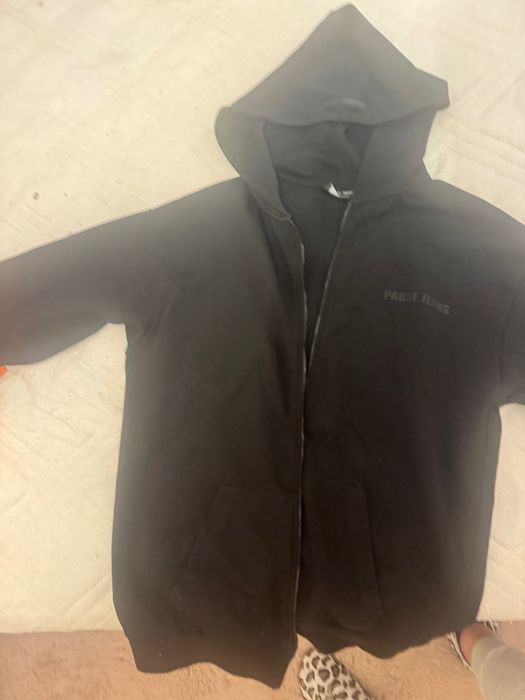 Суитшърт PAUSE черен