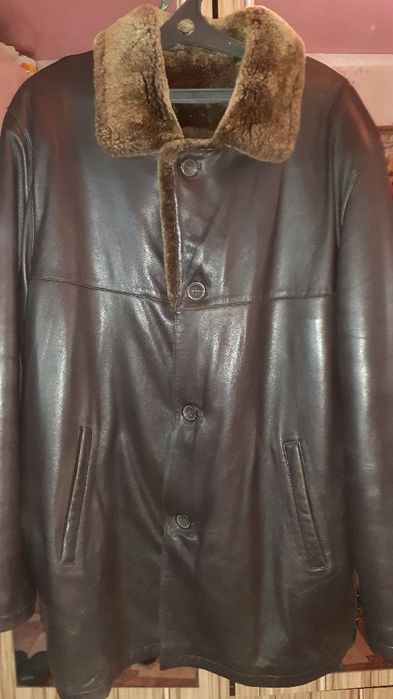 Продам мужскую натуральную дублёнку