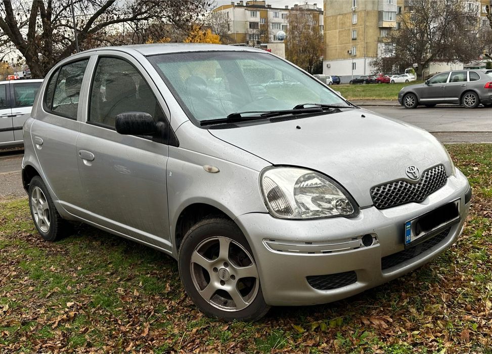 Продавам Toyota Yaris 2005 1.0vvt-i бензин