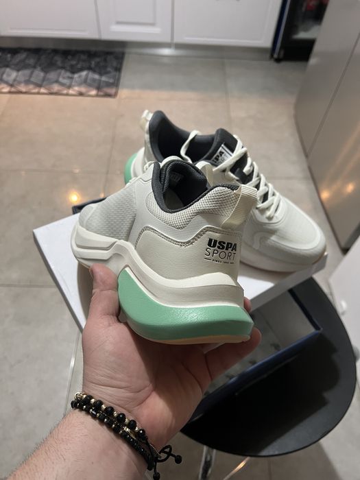 Adidasi sport Polo NOI