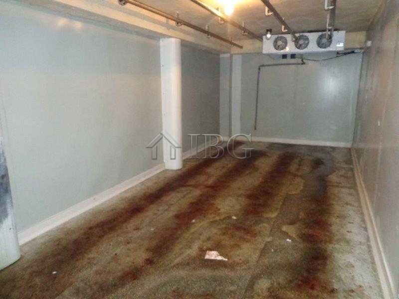 Продава се Промишлена сграда в Русе, Чародейка - Юг - 1519 кв.м за 264 €/кв.м - Снимка #18
