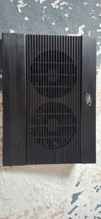 Охлаждающая подставка Deepcool, 2 вентилятора рабочая

вентилятора, ра