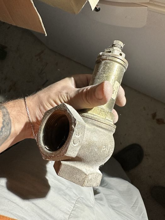 Ventilatoare, placi electronice, vane de gaz, pompe CENTRALE TERMICE