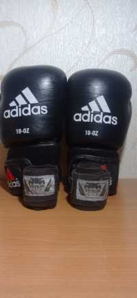 боксерские перчатки с бинтами