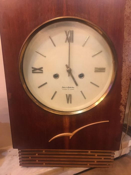 Руски стенен часовник