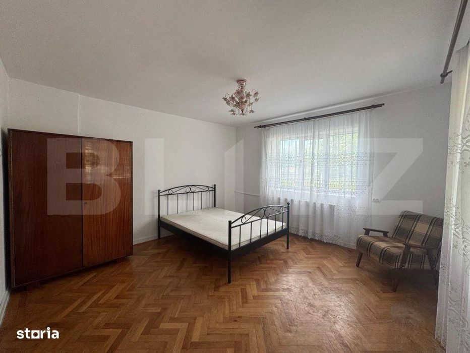 Casa de vanzare, cu 3 camere, 116 mp in Șoimus