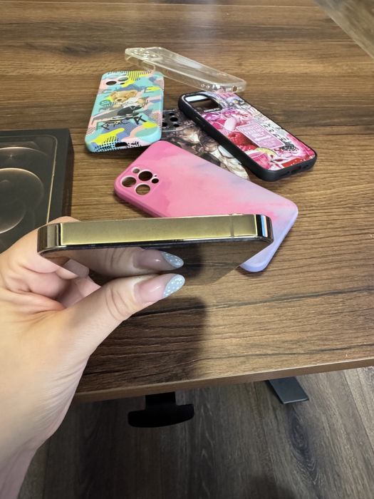 iPhone 12 pro 512gb gold